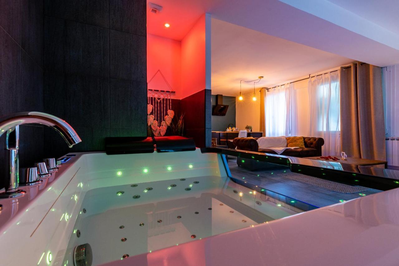 Suite And Spa 21 Dijon Exteriör bild